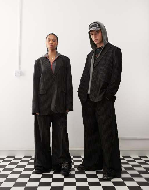 COLLUSION Unisex – Oversize-Blazer mit Nadelstreifen, Kombiteil, 4 von 4