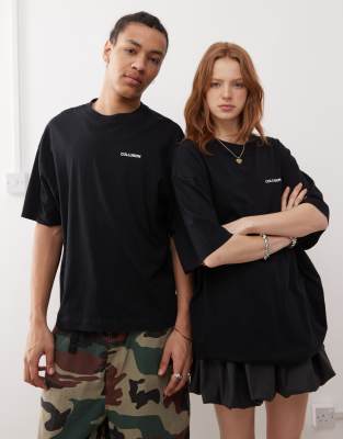 COLLUSION Unisex - Oversize-T-Shirt in Schwarz mit Koordinaten-Print