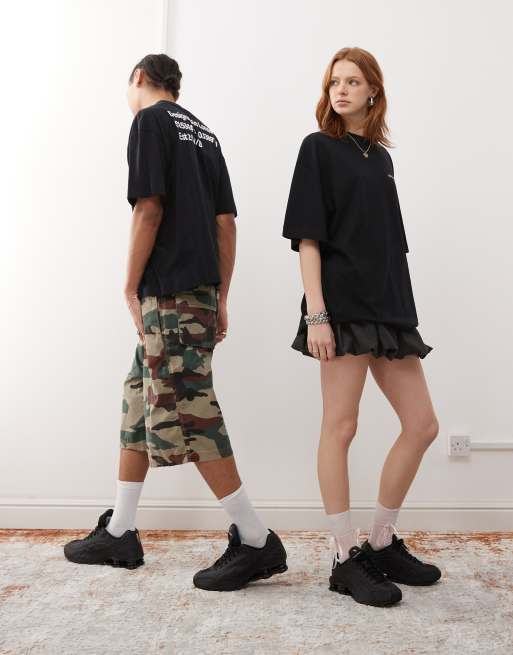 COLLUSION Unisex oversized t-shirt with co-ordinates in black, 3 of 4