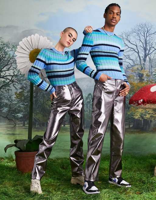 COLLUSION Unisex - Pantaloni ampi a vita bassa in pelle sintetica metallizzata color canna di fucile