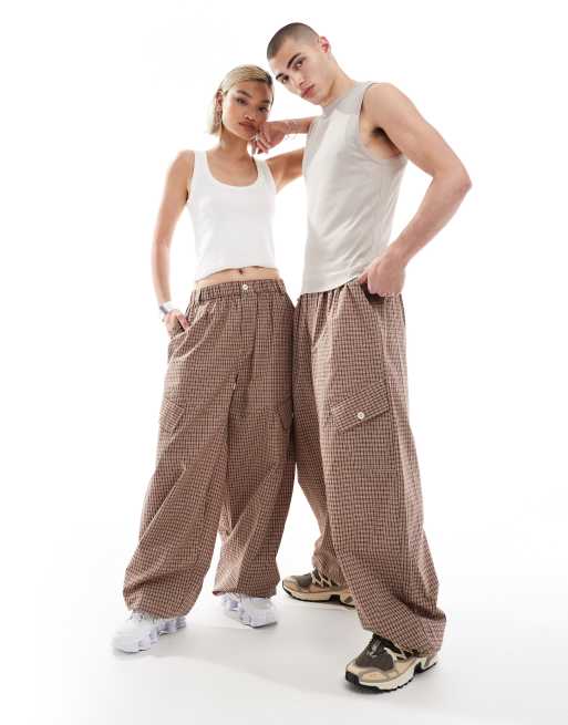 COLLUSION Unisex - Pantaloni ampi con stampa a quadri