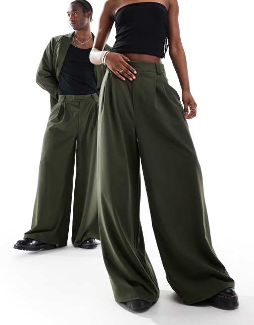COLLUSION Unisex - Pantaloni verde oliva a fondo ampio in coordinato, 2 di 4