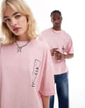 [Collusion] COLLUSION Unisex photographic collage t-shirt in pink S PINK