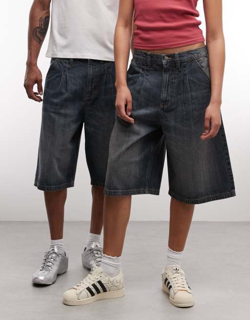 COLLUSION Unisex pleated jort in dark wash, 2 of 4