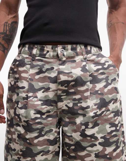 COLLUSION Unisex - Posede longline-jorts med camouflagemønster, 3 af 4
