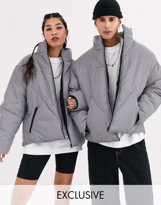 COLLUSION Unisex reflective puffer jacket with removable bag in grey