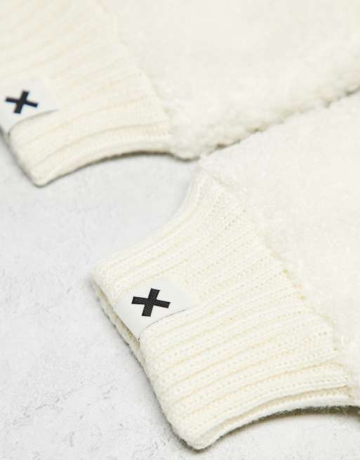 COLLUSION Unisex shearling mittens in ecru, 4 of 4