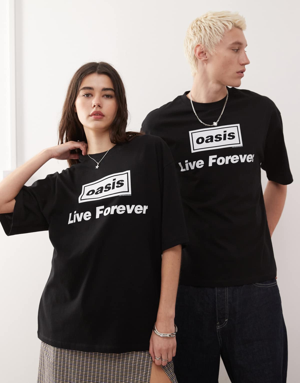 COLLUSION Unisex Skater fit t-shirt with official OASIS print in black
