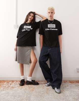 Collusion Unisex Skater Fit T-shirt With Official Oasis Print