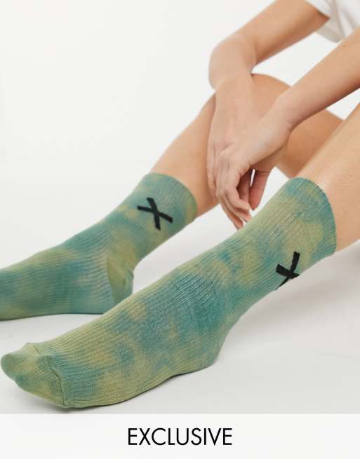 COLLUSION – Unisex-Socken in grüner Batik-Optik