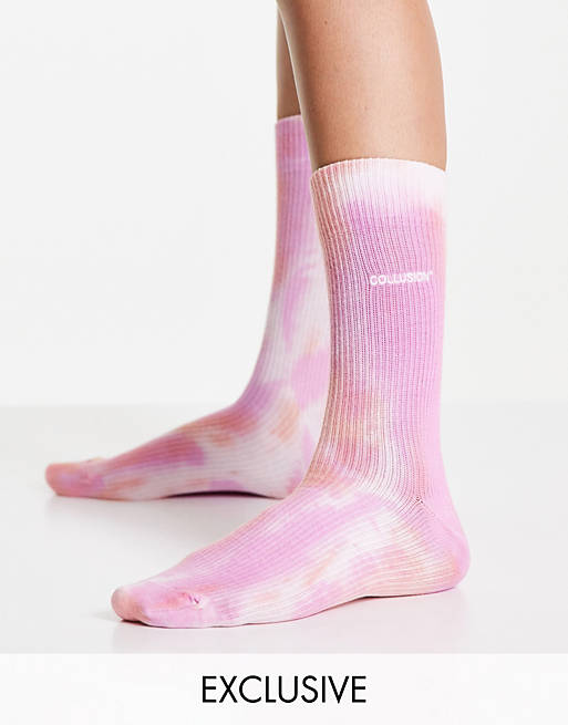 COLLUSION Unisex socks in pink and orange tie dye