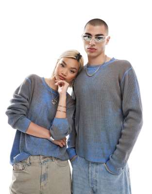 COLLUSION Unisex - Strickpullover in Grau und Blau mit Rundhalsausschnitt und Distressed-Look-Weiß