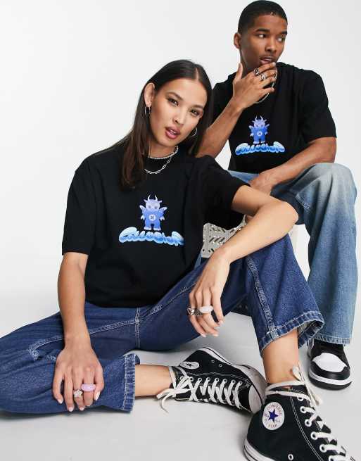 COLLUSION Unisex – Svart t-shirt med monsterlogga