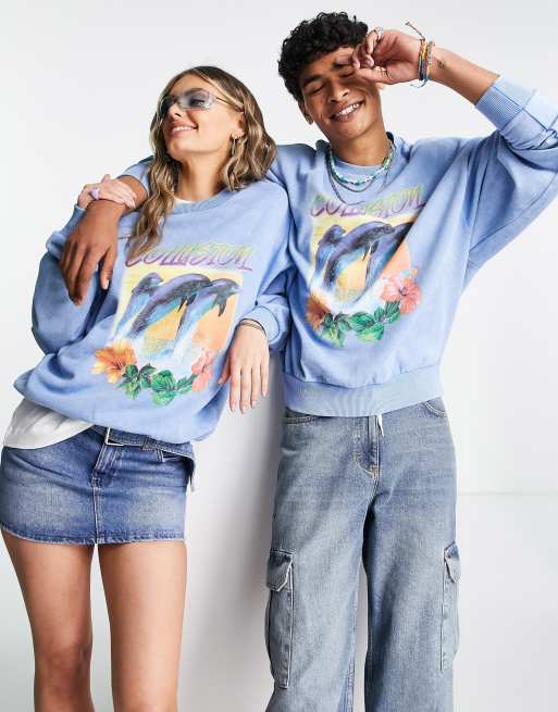 COLLUSION Unisex - Sweatshirt met dolfijnprint in blauw met acid wash