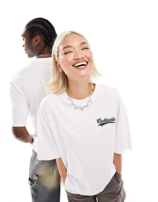 COLLUSION Unisex - T-shirt à logo style universitaire - Blanc