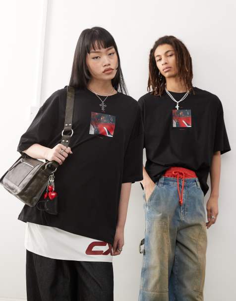 COLLUSION Unisex t-shirt in black with official Nicki Minaj photographic license print oversized - view 1