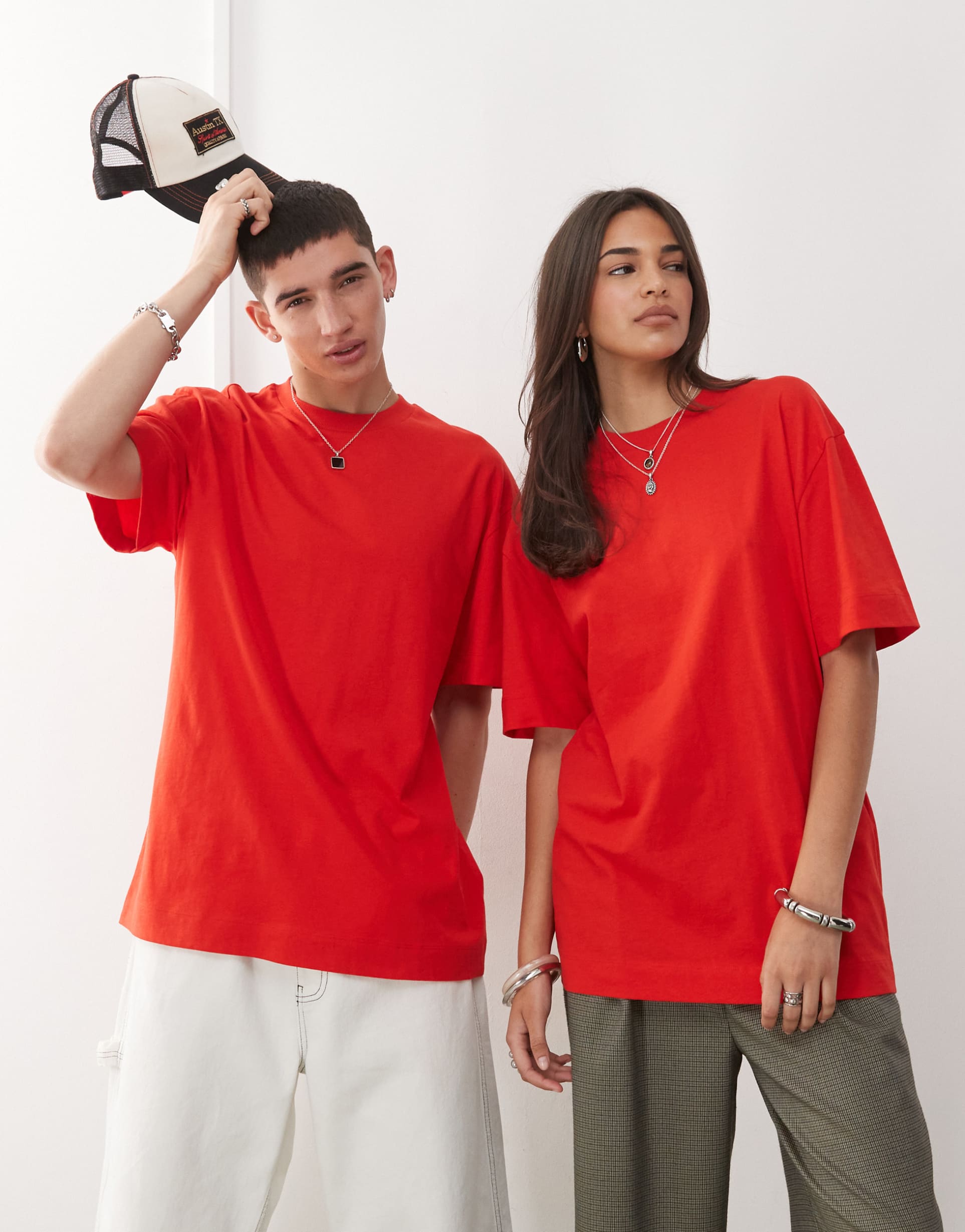 collusion unisex t-shirt in red