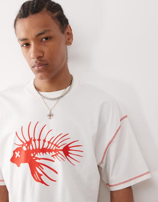 COLLUSION Unisex – T-Shirt in Weiß mit Ziernaht und Fisch-Print, 2 von 4