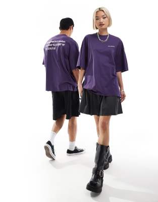 COLLUSION - Unisex-T-Shirt mit Logo in Violett-Lila