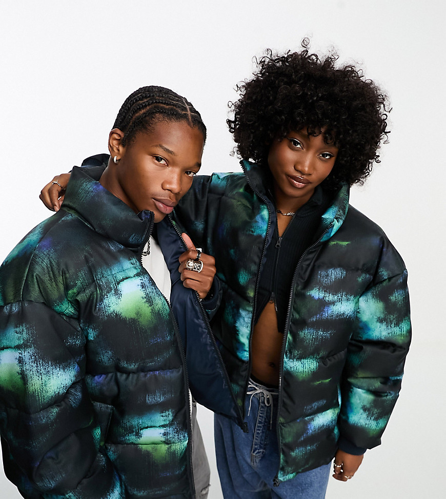 COLLUSION Unisex tie dye puffer coat in blue and black-Multi