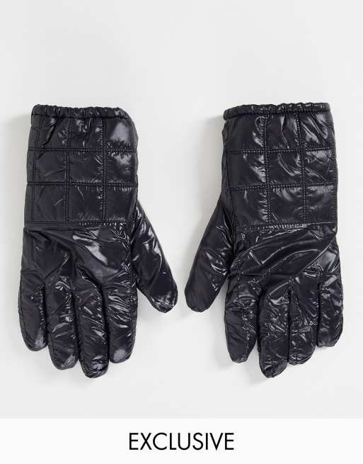 https://images.asos-media.com/products/collusion-unisex-wet-look-padded-gloves-in-black/201027636-1-black?$n_640w$&wid=513&fit=constrain