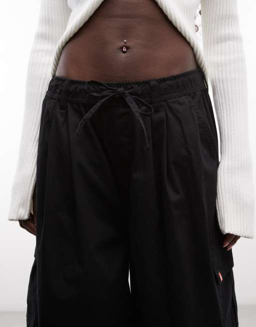 COLLUSION utility pocket baggy cargo pants in khaki, 3 of 5