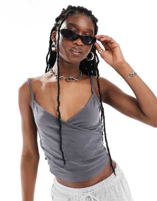 Collusion COLLUSION v-neck cami in grey