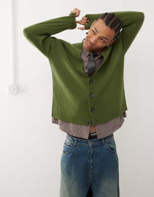 v-neck knit cardigan in olive-Green