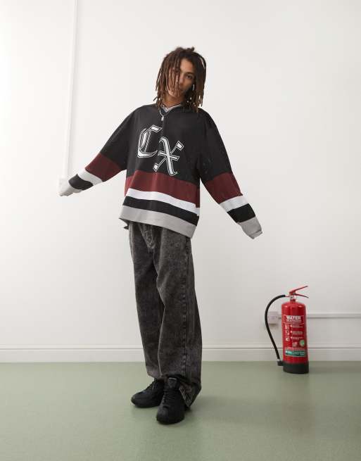COLLUSION V neck long sleeve football top in multi, 3 of 4