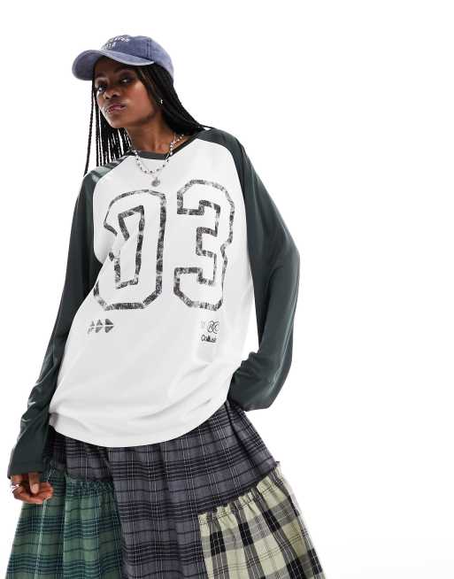 COLLUSION v-neck long sleeve oversized raglan t-shirt in white