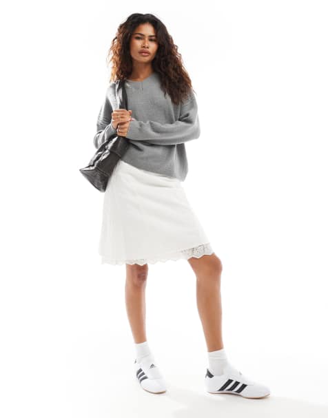 COLLUSION v neck meet and greet jumper with arm rib in grey - view 1
