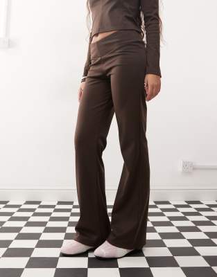 Collusion V Waist Mid Rise Slim Fit Pants In Gray