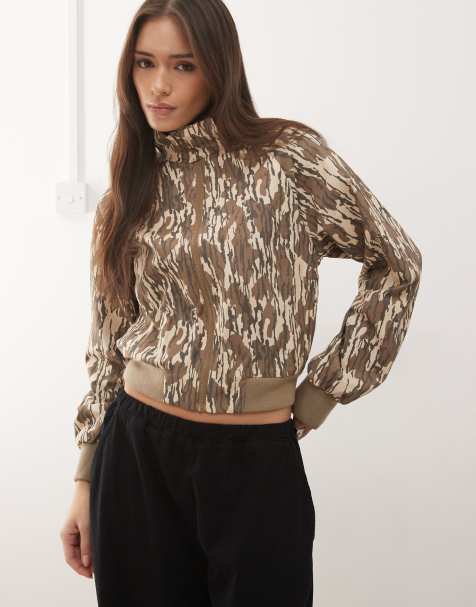 COLLUSION - Veste de survêtement zippée à imprimé camouflage avec col cheminée - view 1