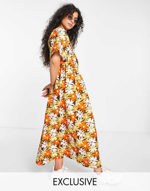 COLLUSION - Vestito grembiule avvolgente lungo in twill arancione a fiori