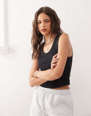 waffle tank top in black