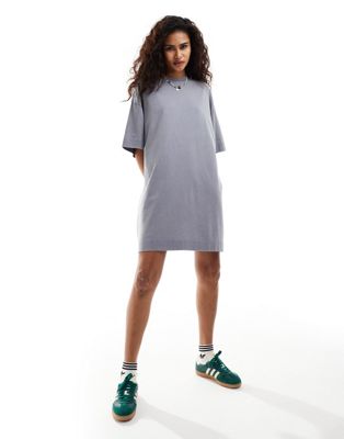 COLLUSION washed t-shirt dress in blue
