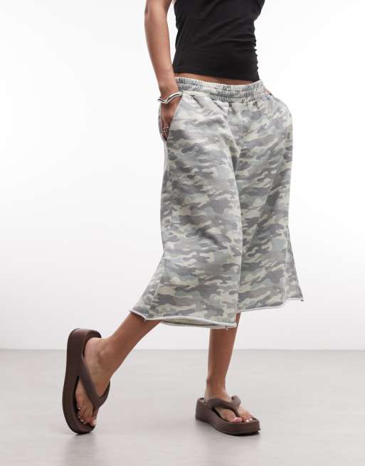 COLLUSION – Weite Longline-Shorts aus Jersey mit verwaschenem Military-Muster, 3 von 5