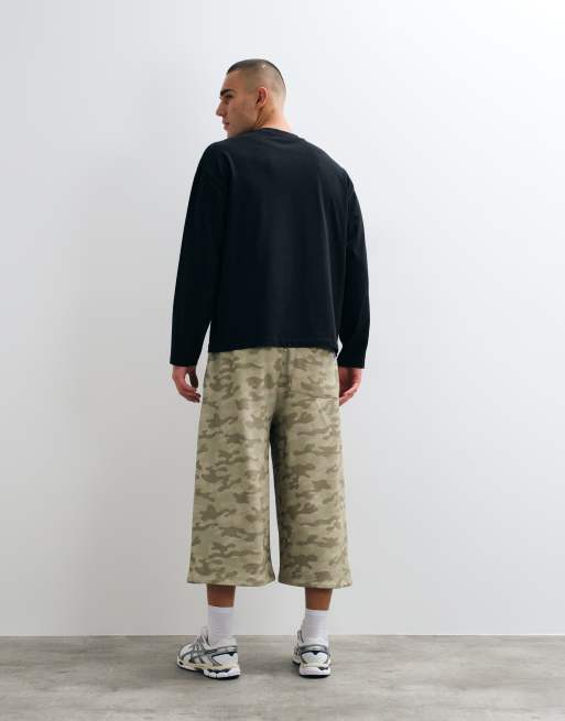 COLLUSION weite Longline-Shorts mit Military-Muster, 3 von 5