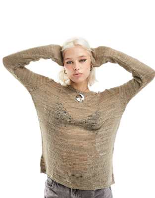 COLLUSION - Weitmaschiger Strickpullover in Taupe mit Rundhalsausschnitt-Bunt