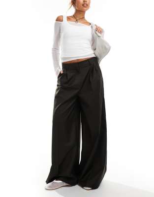 wide leg baggy tailored pants in dark khaki-Green