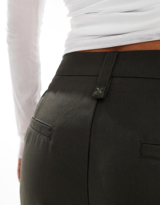 COLLUSION wide leg baggy tailored trousers in dark khaki, 4 of 5