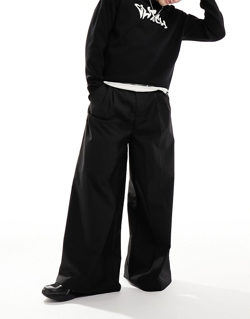 COLLUSION wide leg tailored trouser in black