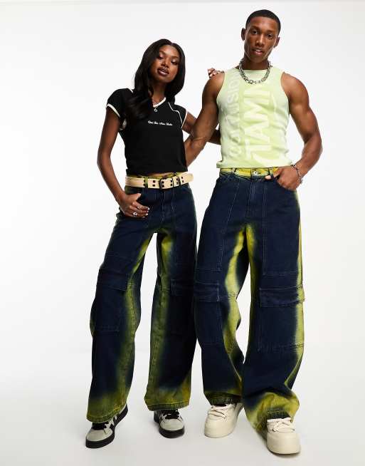COLLUSION x TAMMY - Oversized uniseks jeans met utility details en acid wash