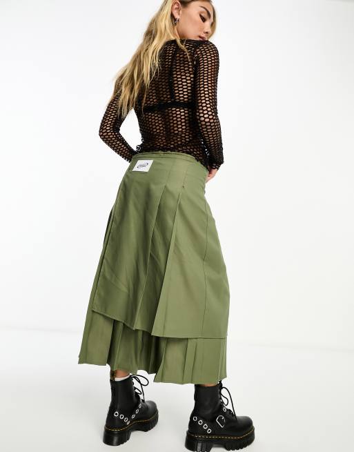 COLLUSION x TAMMY unisex pleated kilt skirt in khaki, 2 of 4