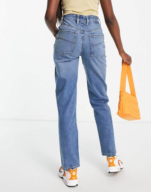 COLLUSION x000 Unisex 90s straight leg jeans in mid wash blue, 2 of 4