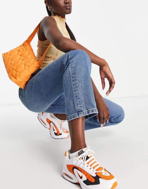 COLLUSION x000 Unisex 90s straight leg jeans in mid wash blue, 4 of 4