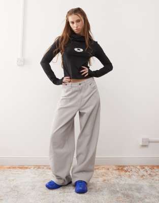 Collusion X001 Antifit Jeans In Gray