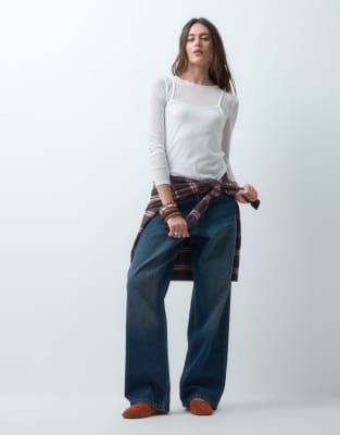Collusion X001 Antifit Mid Rise Jeans In Blue