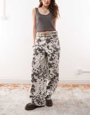 X002 baggy jeans in animal print-Multi