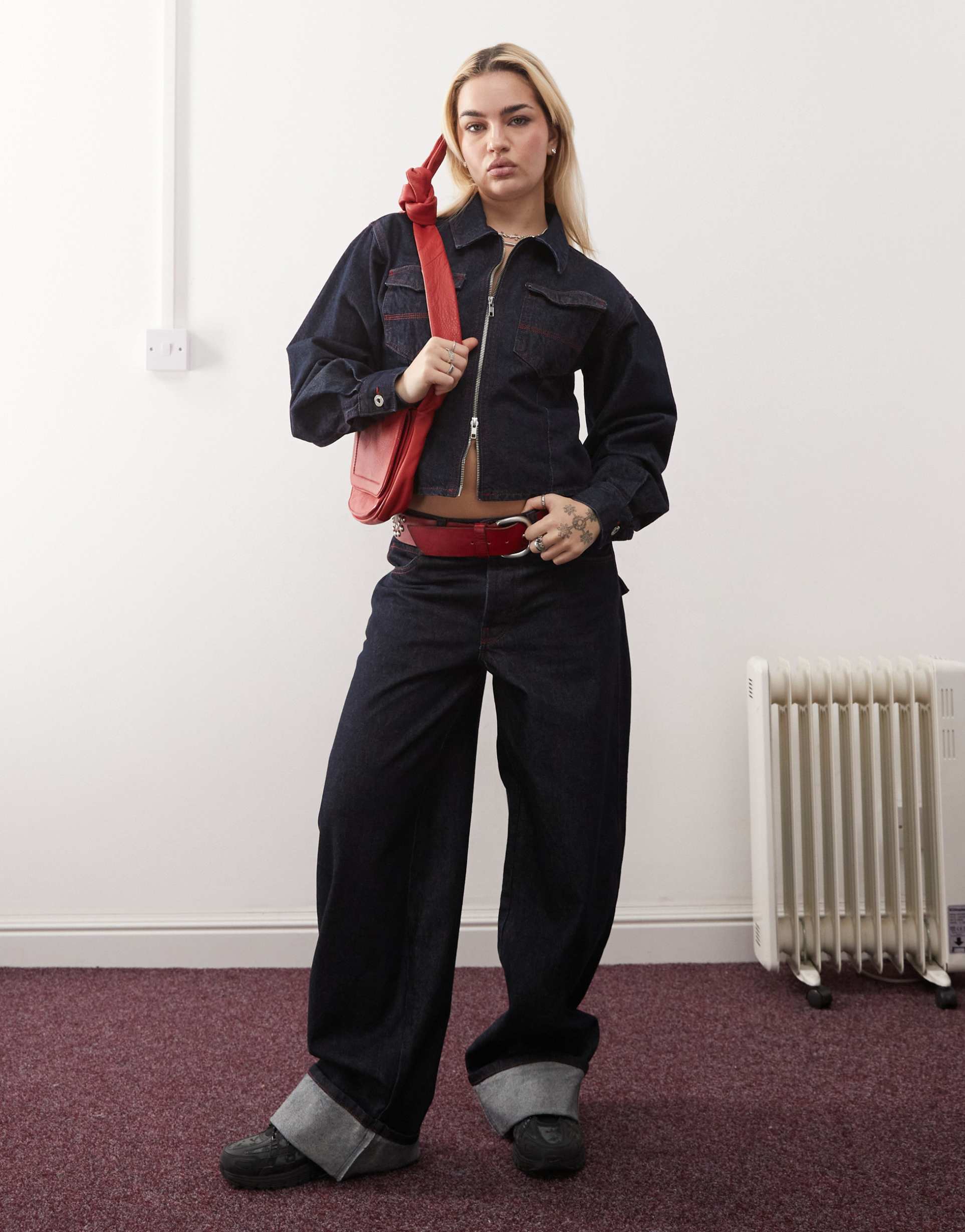 collusion x002 baggy jeans with turn up hem in rinse wash